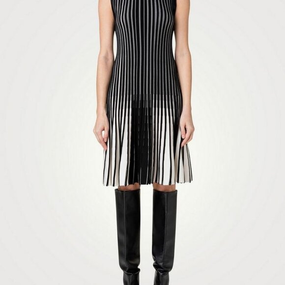 ✨Host Pick x 2✨AKRIS PUNTO:  Two-Tone Dess (black/cream) - Picture 9 of 12